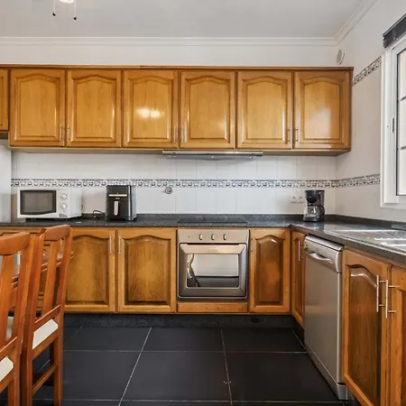 Palm Tree House By Homie Vakantiehuis